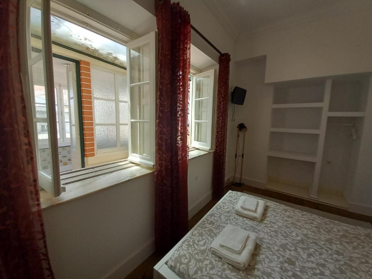 Casa Blanca Hostel Peniche Luaran gambar