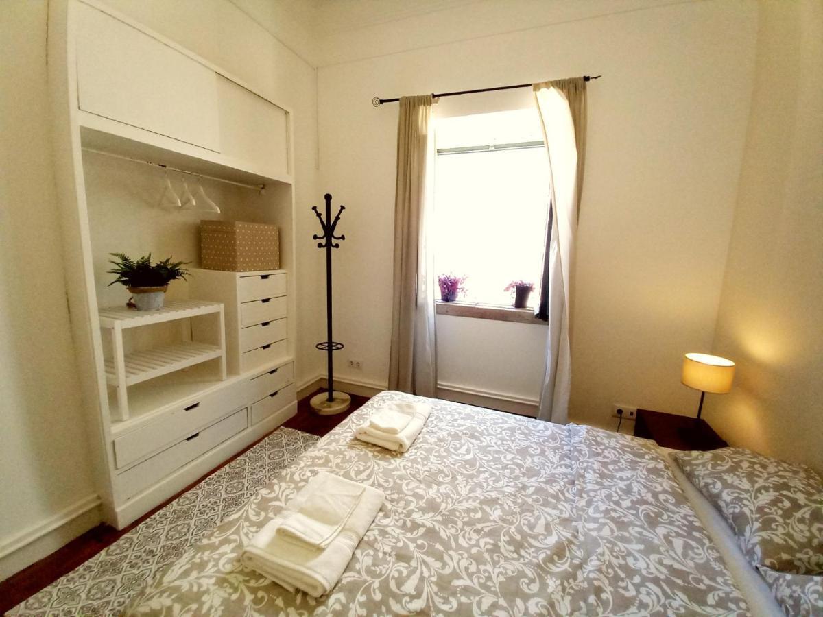 Casa Blanca Hostel Peniche Luaran gambar