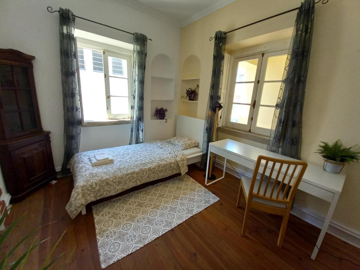Casa Blanca Hostel Peniche Luaran gambar