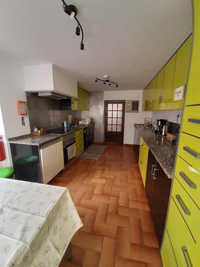 Casa Blanca Hostel Peniche Luaran gambar