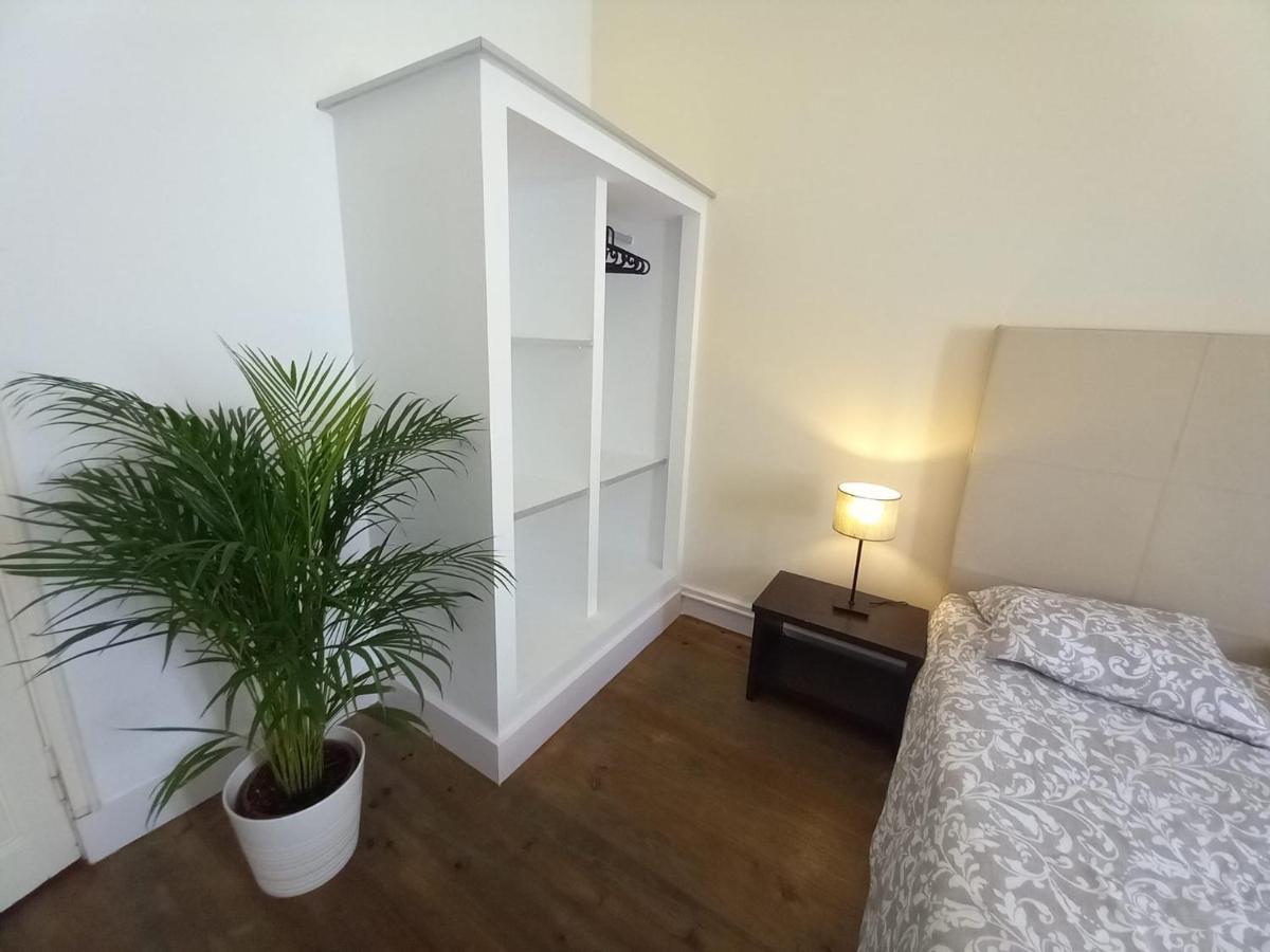 Casa Blanca Hostel Peniche Luaran gambar