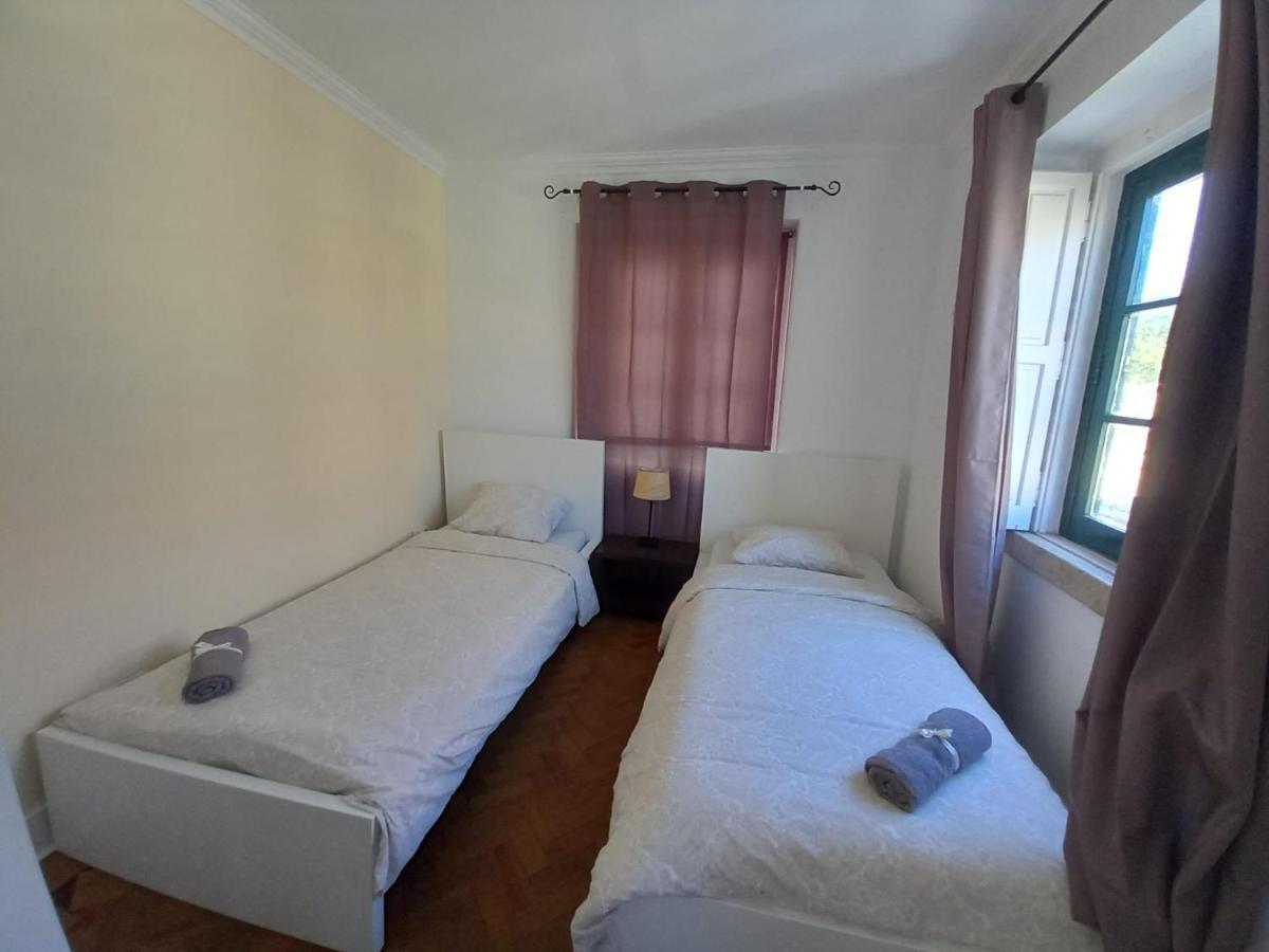 Casa Blanca Hostel Peniche Luaran gambar