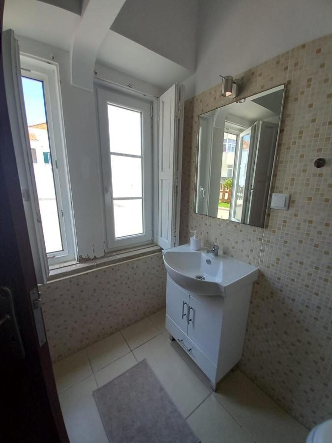Casa Blanca Hostel Peniche Luaran gambar